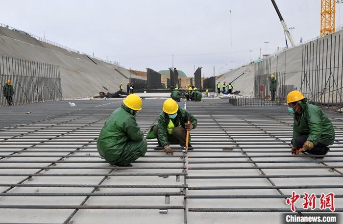 中新社報道：容東地下綜合管廊 可運行智能無人車